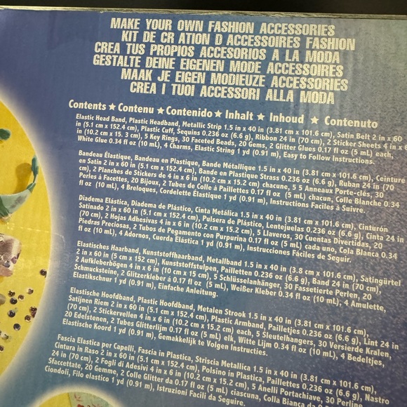 NEW: Hannah Montana: Make Your Own Fashion Accessories Set - Picture 9 of 11